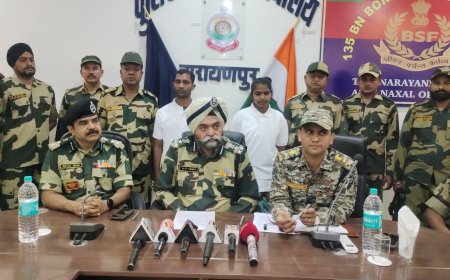 जिला नारायणपुर में भैरमदेव एरिया कमेटी, MMC ZONE के अन्तर्गत 05-05 लाख के दो सक्रिय माओवादियों ने किया नक्सल क्रुर विचारधारा से तंग आकर आत्मसमर्पण।