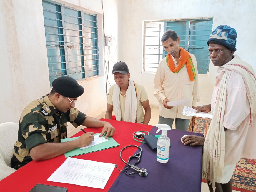 135 वीं बटालियन सीमा सुरक्षा बल द्वारा नक्सल प्रभावित क्षेत्र में नेत्र जाँच शिविर, चश्मा  वितरण एवं सिविक एक्शन प्रोग्राम का सफल आयोजन