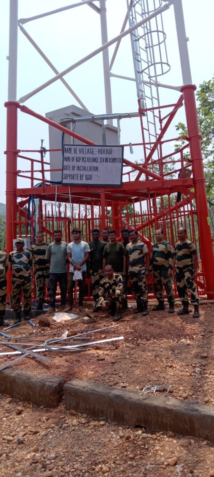 नारायणपुर पुलिस की मेहनत रंग लाई: अबुझमाड़ क्षेत्र में चालू हुआ जियो का नया मोबाईल टॉवर