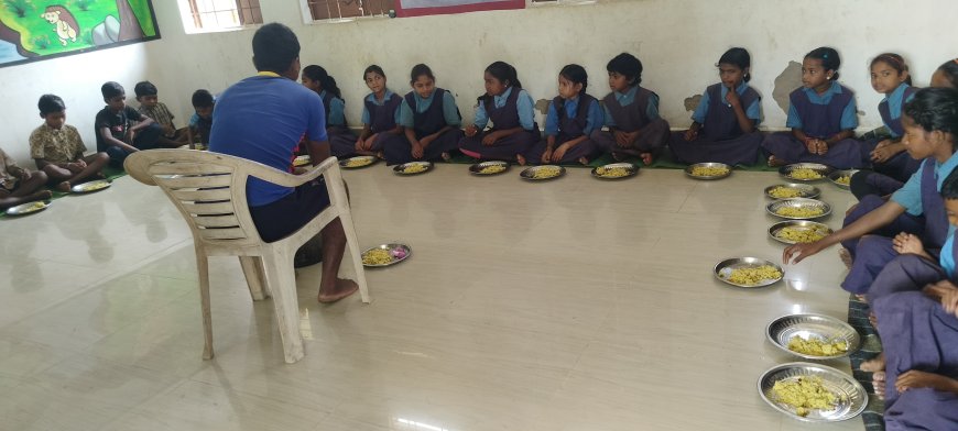 *छत्तीसगढ़ का पहला विद्यालय बना नारिया कोडोली।