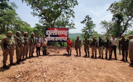 जिले एवं छत्तीसगढ़ की अंतिम छोर ग्राम नेलांगुर पहुंची कलेक्टर ममगाईं