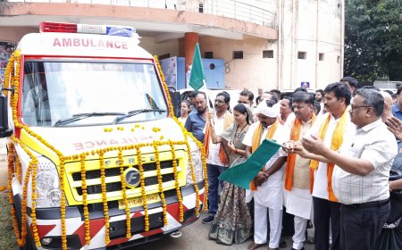 वनमंत्री ने एडवांस लाइफ सपोर्ट एंबुलेंस को दिखाई हरी झंडी