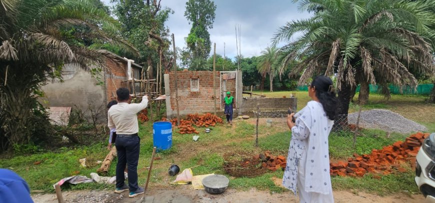 जिला पंचायत सीईओ ने किया निर्माणाधीन प्रधानमंत्री आवासों का निरीक्षण