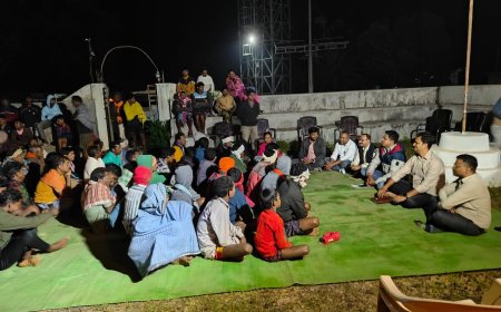 प्रधानमंत्री आवास निर्माण में तेजी के लिए बावड़ी में रात्रि चौपाल आयोजित