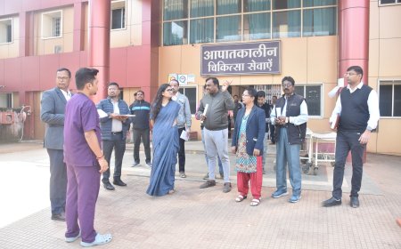 कलेक्टर नम्रता जैन ने किया जिला अस्पताल का औचक निरीक्षण