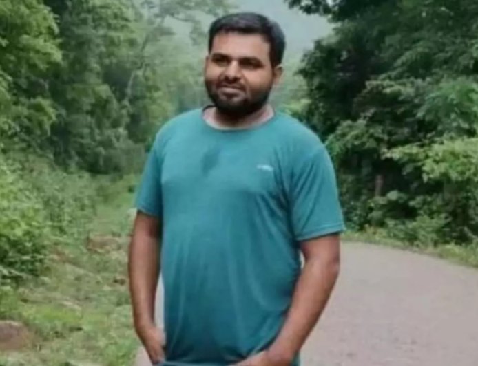 नारायणपुर/बीजापुर में नक्सलियों ने सड़क निर्माण में लगे ठेकेदार की हत्या कर दी