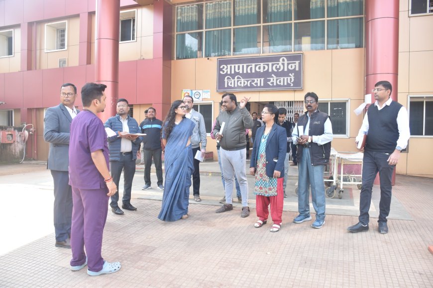 कलेक्टर नम्रता जैन ने किया जिला अस्पताल का औचक निरीक्षण