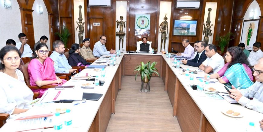 मुख्यमंत्री विष्णु देव साय ने दिए सख्त निर्देश, जमाखोरी और कालाबाजारी पर कड़ी कार्रवाई, पेट्रोल-डीजल और एलपीजी की पर्याप्त उपलब्धता