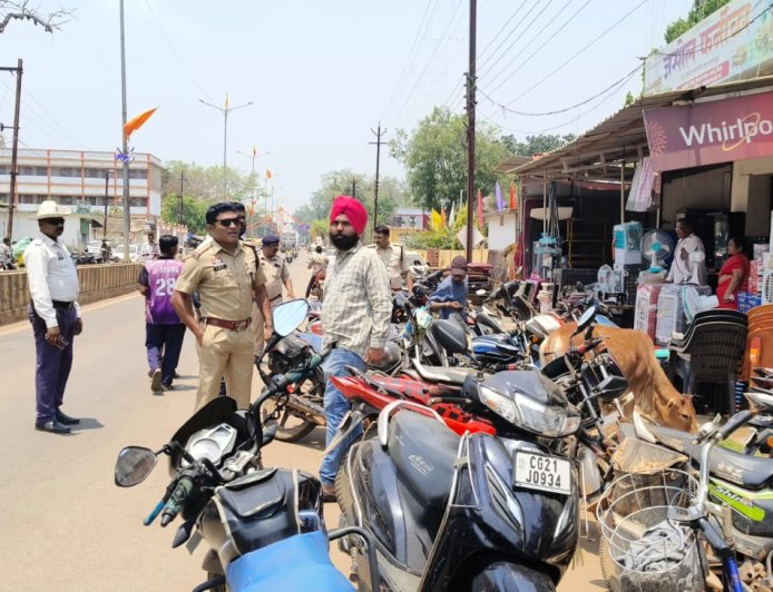 “सुगम यातायात, सुरक्षित शहर” के लक्ष्य की प्राप्ति हेतु पुलिस-नगर पालिका और व्यापारी संघ के मध्य सम्पन्न हुई बैठक