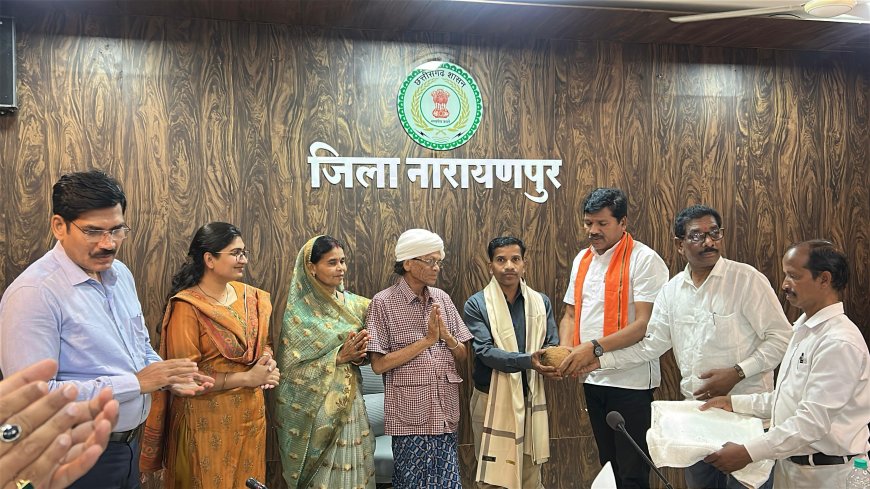 ज्ञानभारतम् अभियान: कलेक्टर नम्रता जैन ने पांडुलिपि संरक्षण में सहभागिता की अपील की, 15 जून तक चलेगा सर्वे; सहयोगी नागरिक सम्मानित