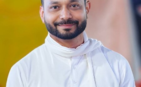 "शासन के आदेश ताक पर, अबूझमाड़ के बच्चों से छीना जा रहा शिक्षकों का हक — अमित भद्र"
