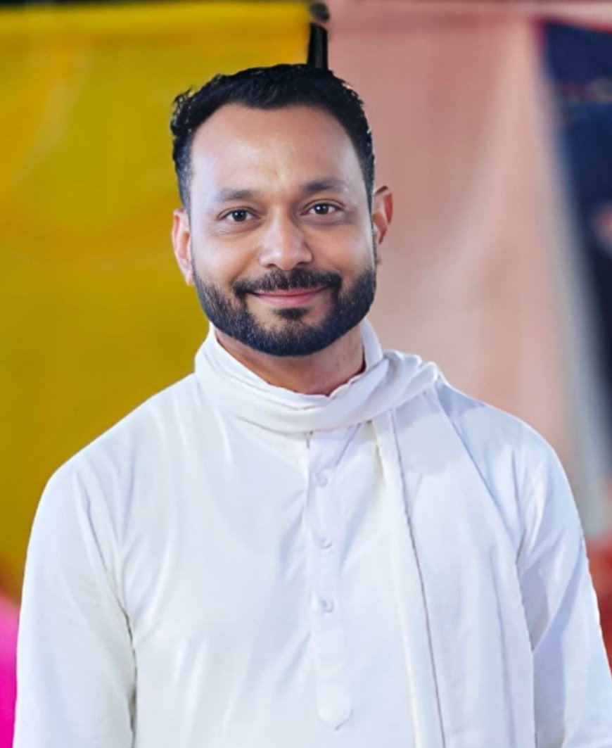"शासन के आदेश ताक पर, अबूझमाड़ के बच्चों से छीना जा रहा शिक्षकों का हक — अमित भद्र"